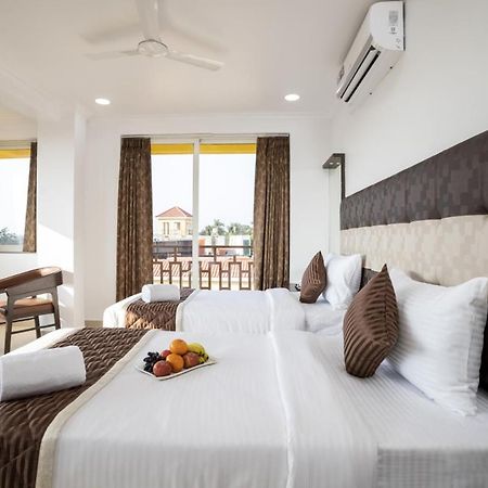 קלנגוטה Sairaj Beach Resort מראה חיצוני תמונה